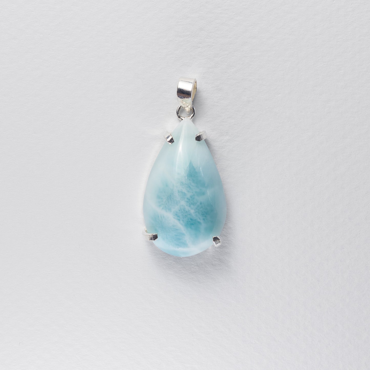 Pendentif en larimar en forme de goutte