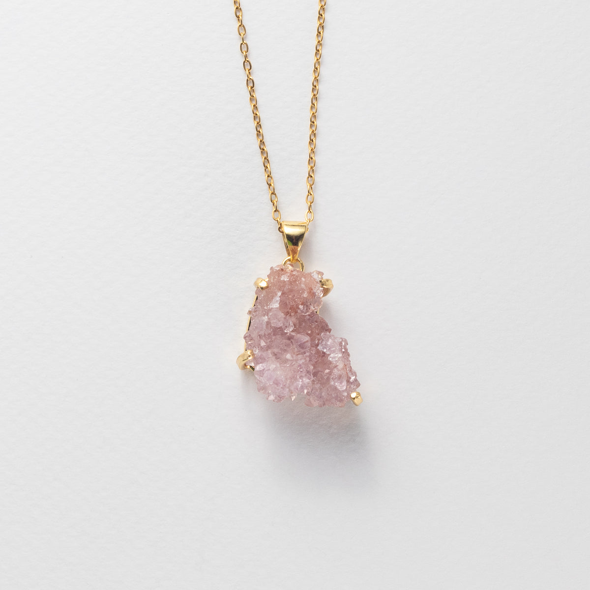 Pendentif en améthyste rose druzy en grappe