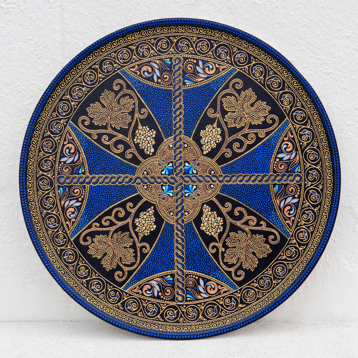 'Bolnisi Cross' Round Tray
