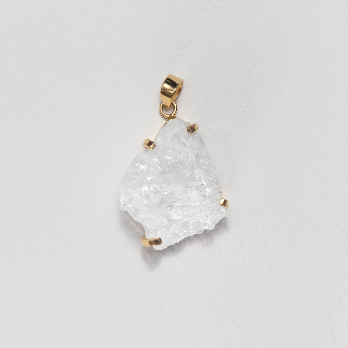 Pendentif en cristal de roche en grappe