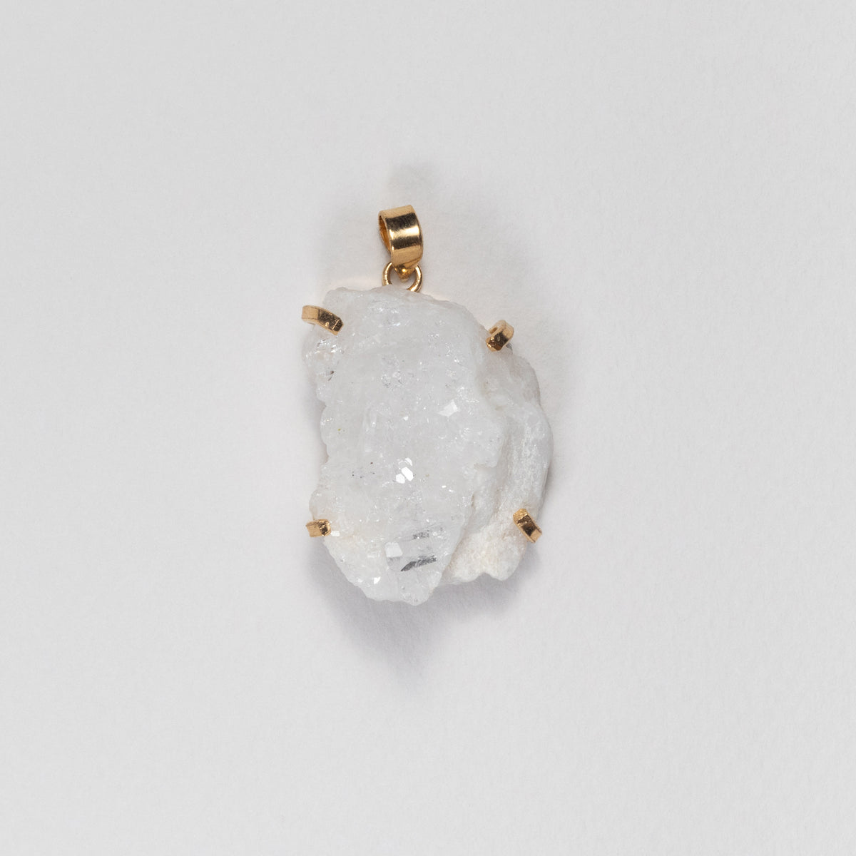 Pendentif en cristal de roche en grappe