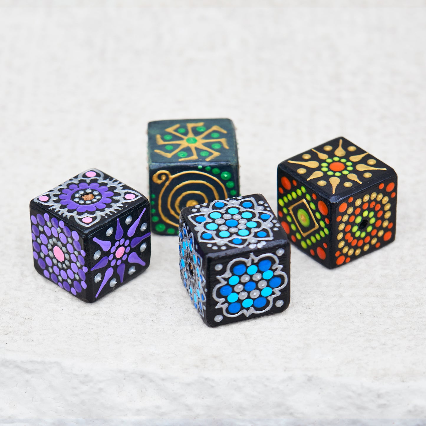 Mélange de perles cubiques