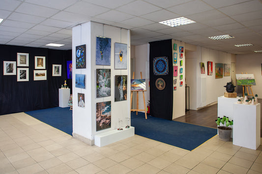 'Arts en vitrine' exhibition