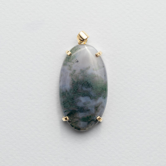 Moss agate oval cabochon pendant