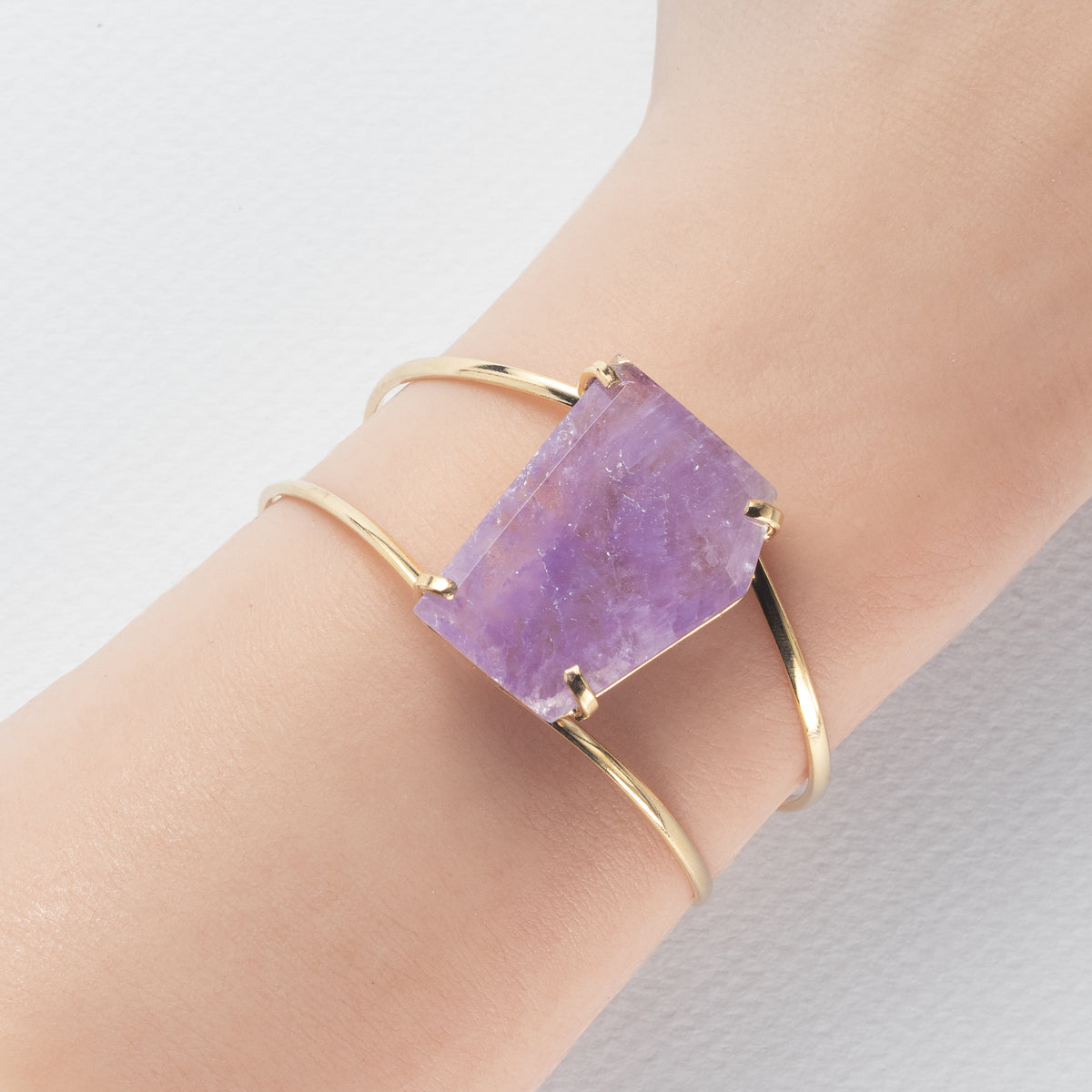 Bracelet en améthyste forme libre facettée