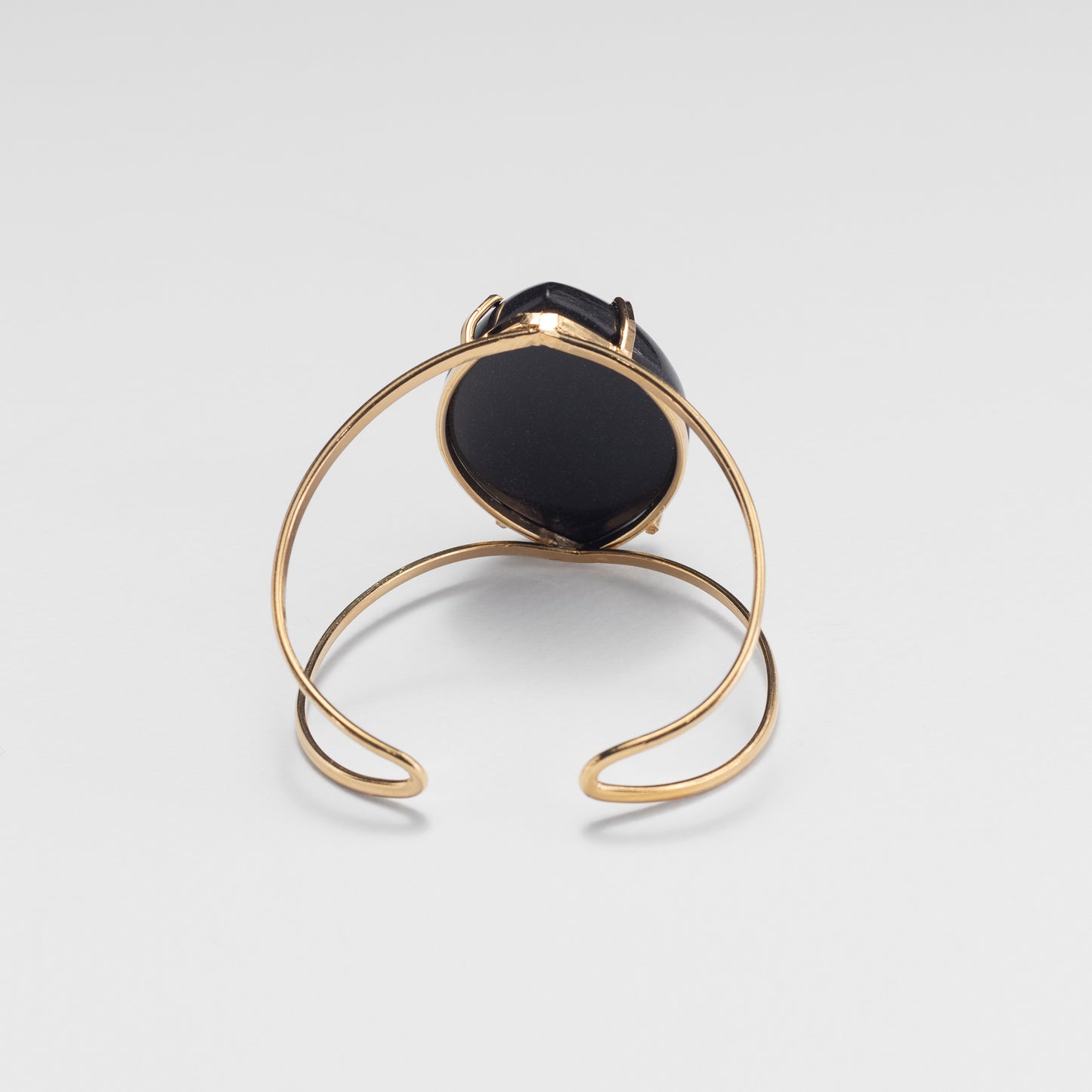 Bracelet en onyx noir cabochon marquise