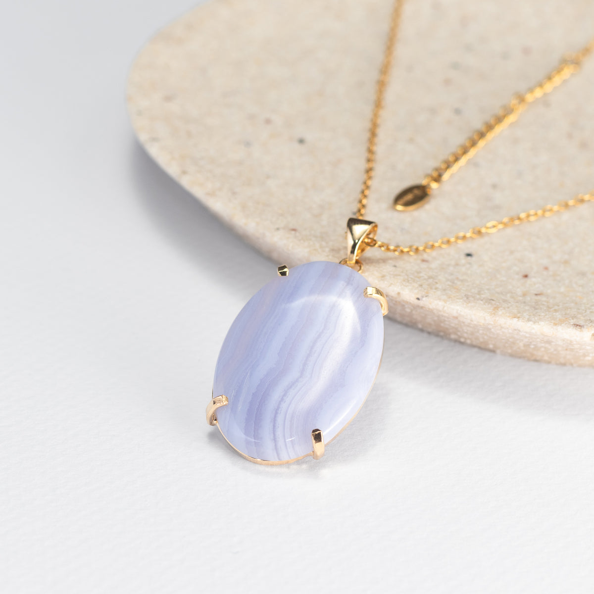 Pendentif en agate dentelle bleue