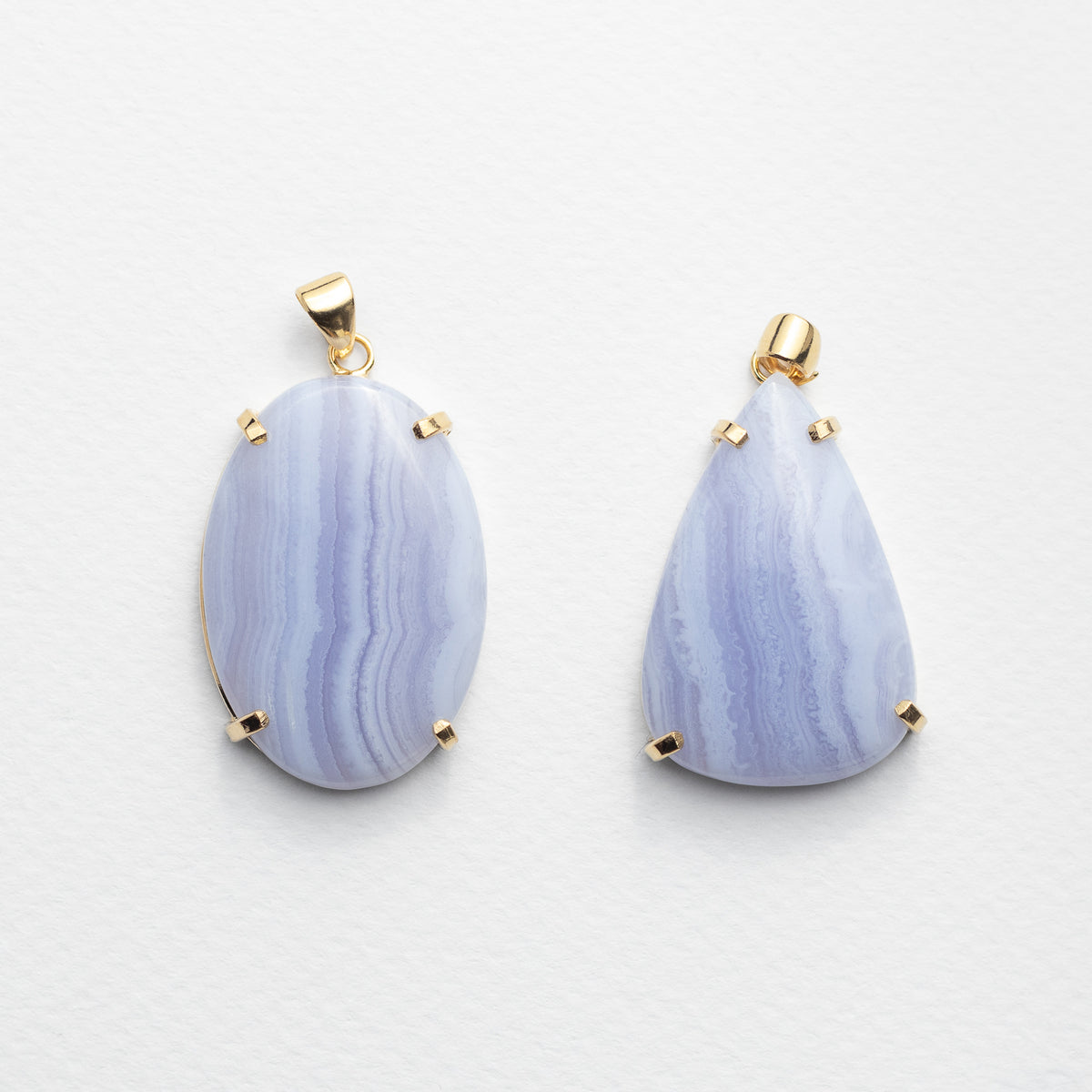 Pendentif en agate dentelle bleue