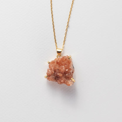 Pendentif en améthyste rose druzy en grappe