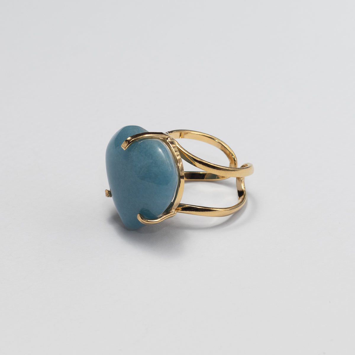 Blue quartz heart ring