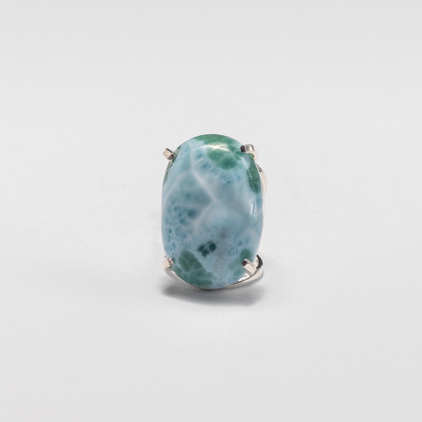 Bague en larimar cabochon ovale