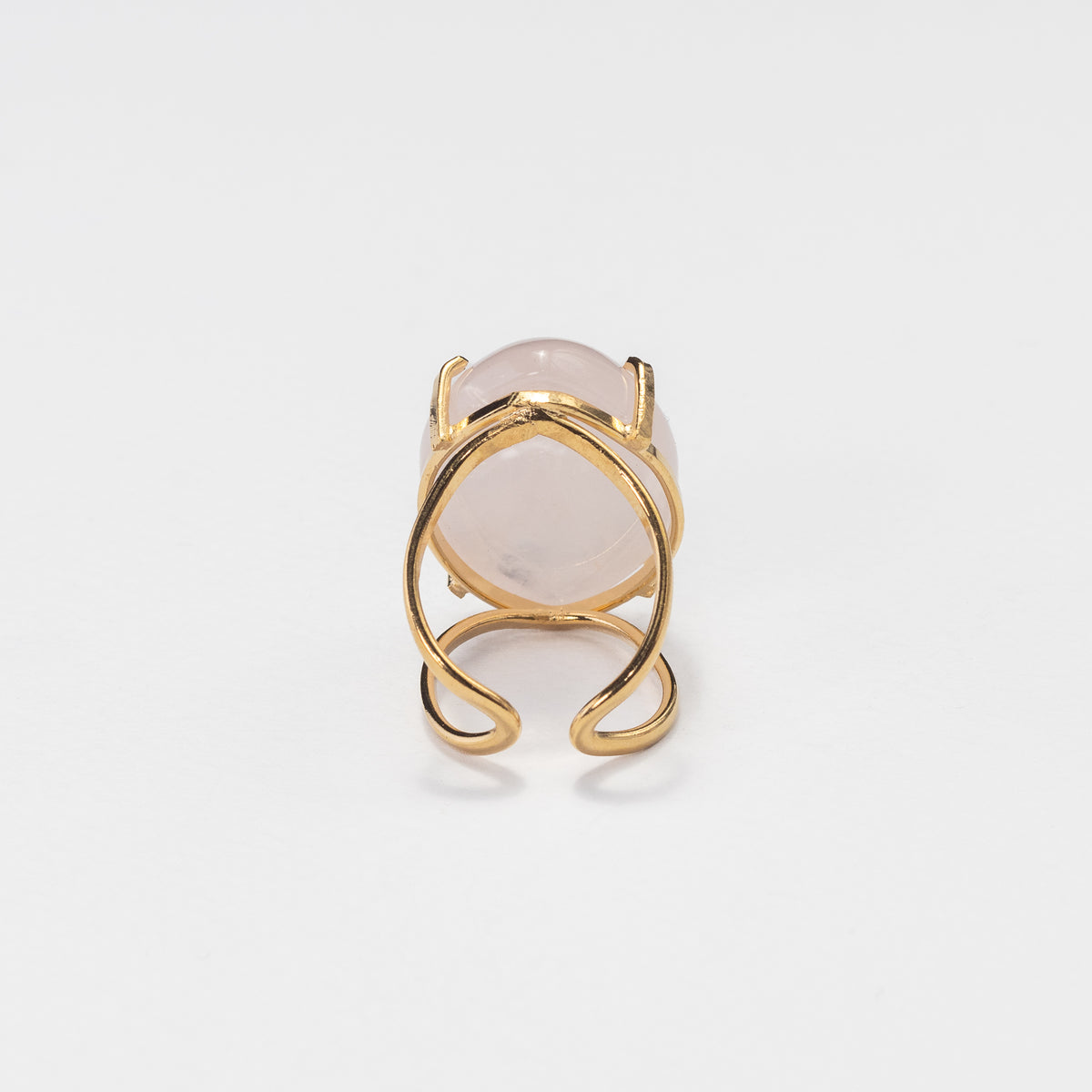 Bague en quartz rose avec cabochon marquise
