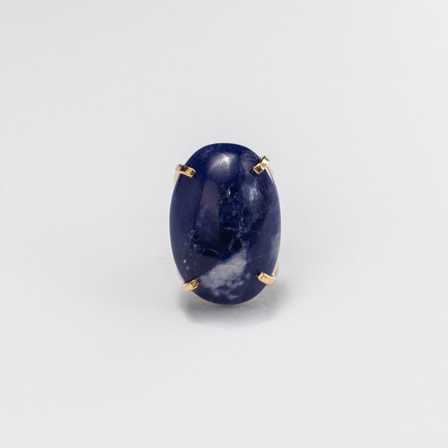 Bague statement en sodalite cabochon ovale