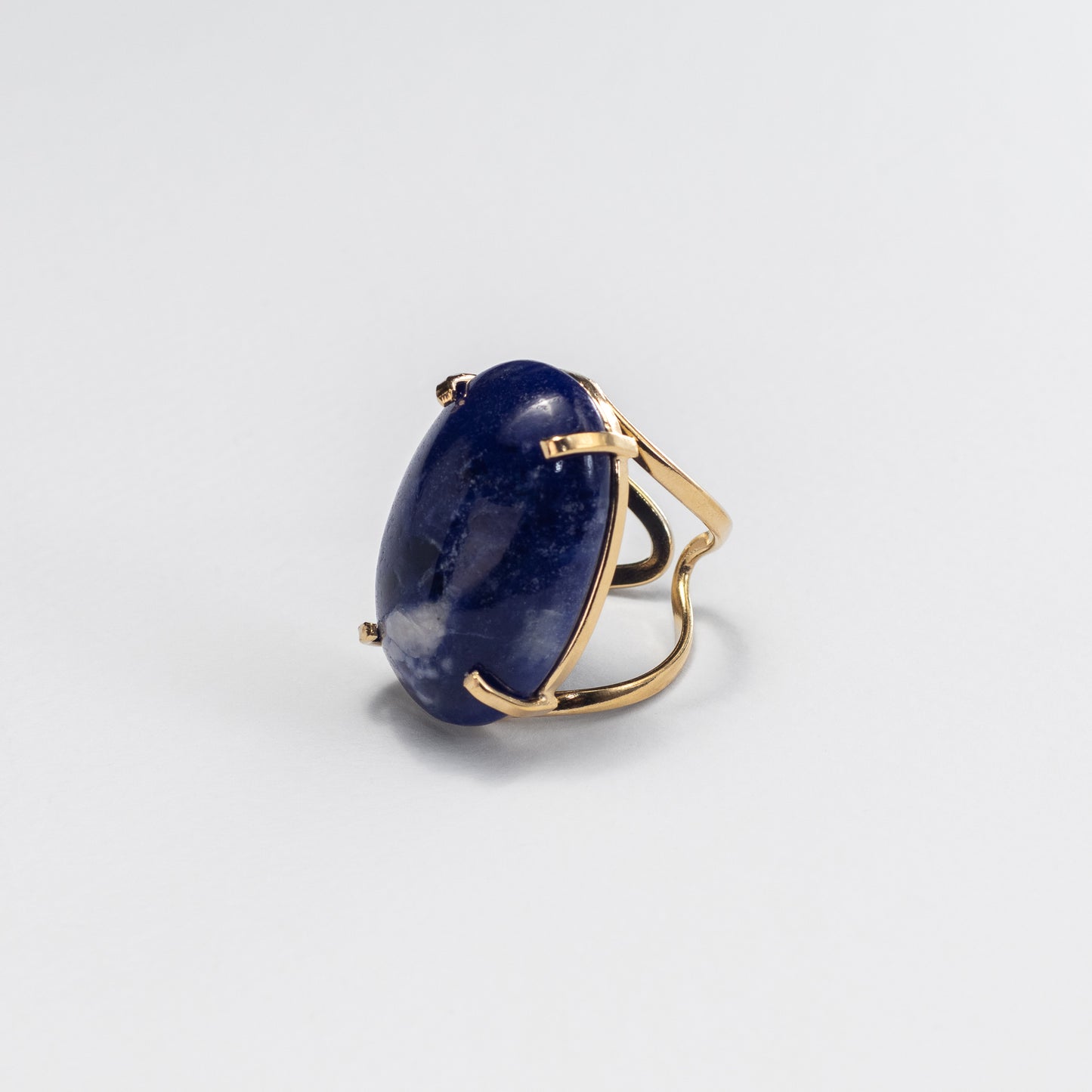 Bague statement en sodalite cabochon ovale