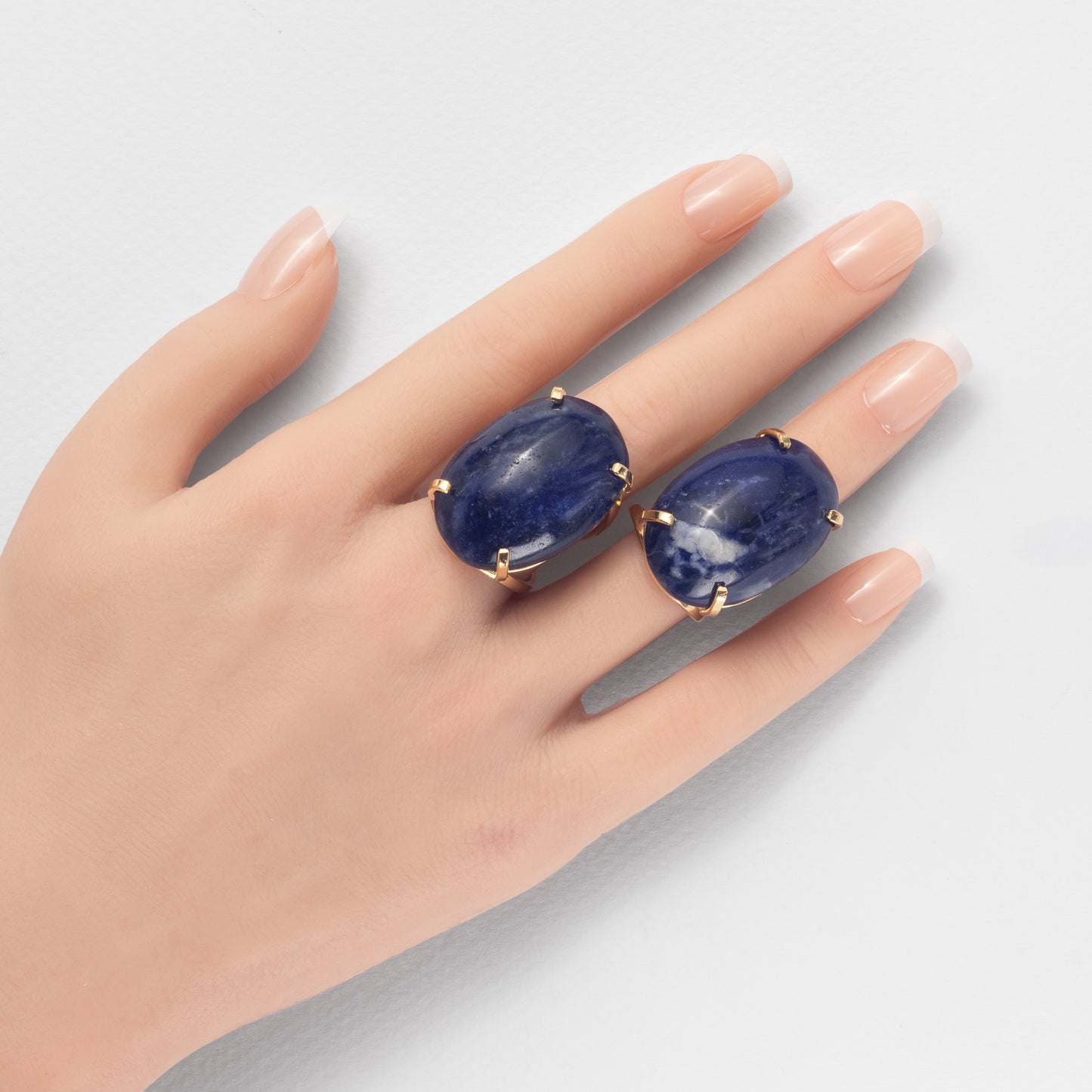 Bague statement en sodalite cabochon ovale