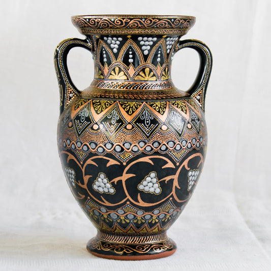 'Grapevine' - Amphora