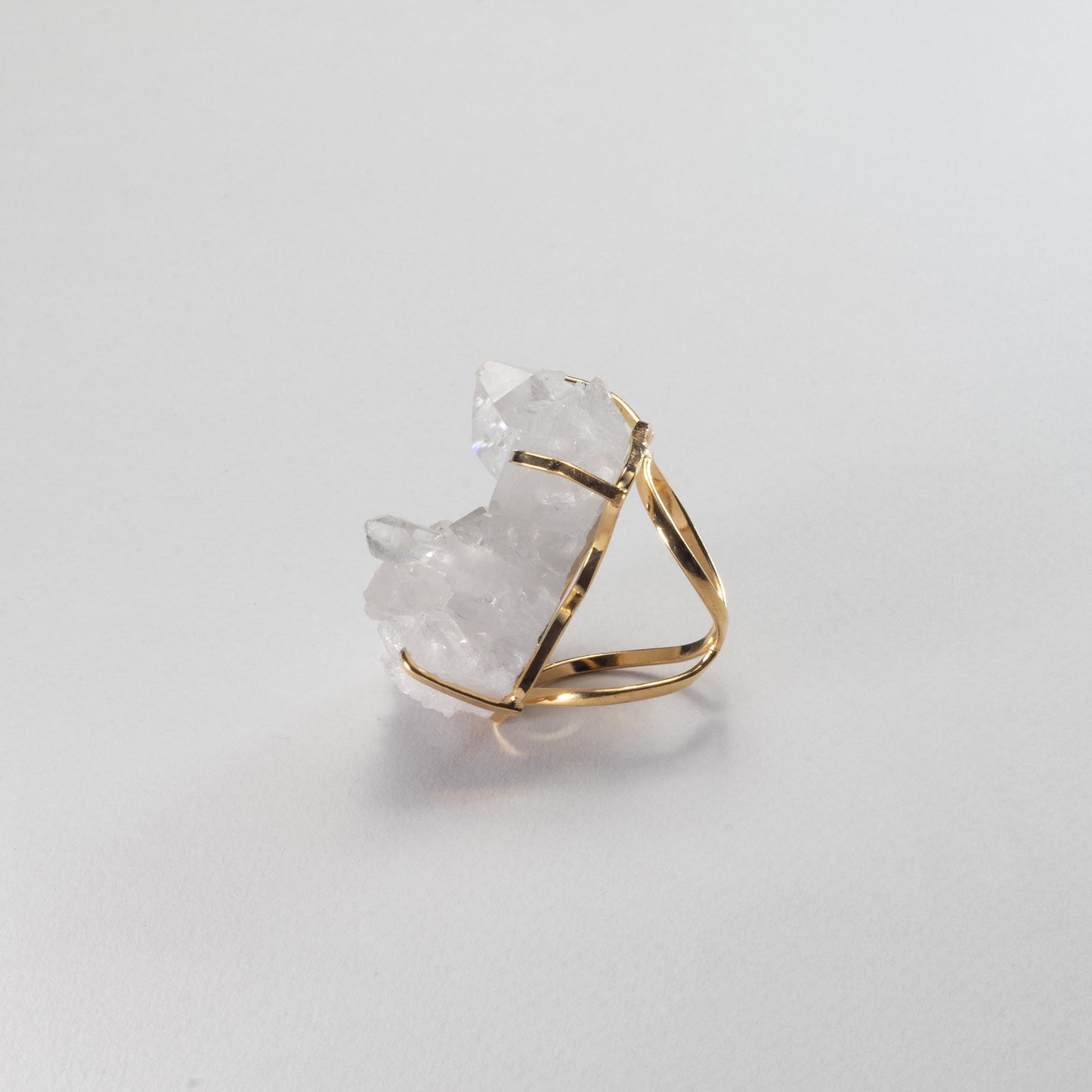 Bague oversize en cristal de roche en grappe