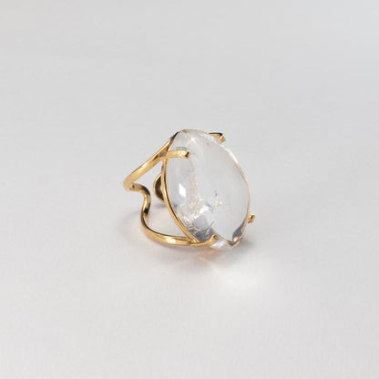 Bague en cristal de roche cabochon marquise