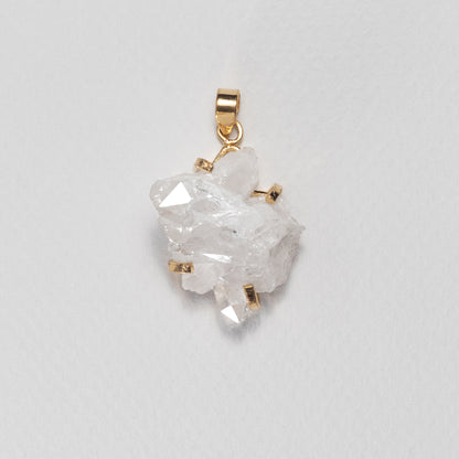 Pendentif en cristal de roche en grappe