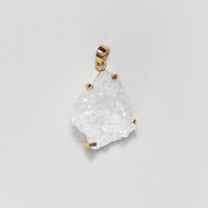 Pendentif en cristal de roche en grappe