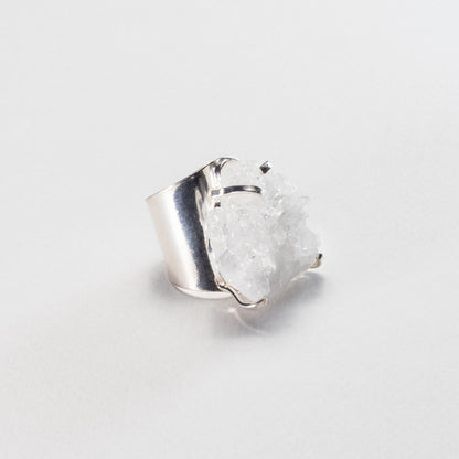 Bague en cristal de roche druzy en grappe