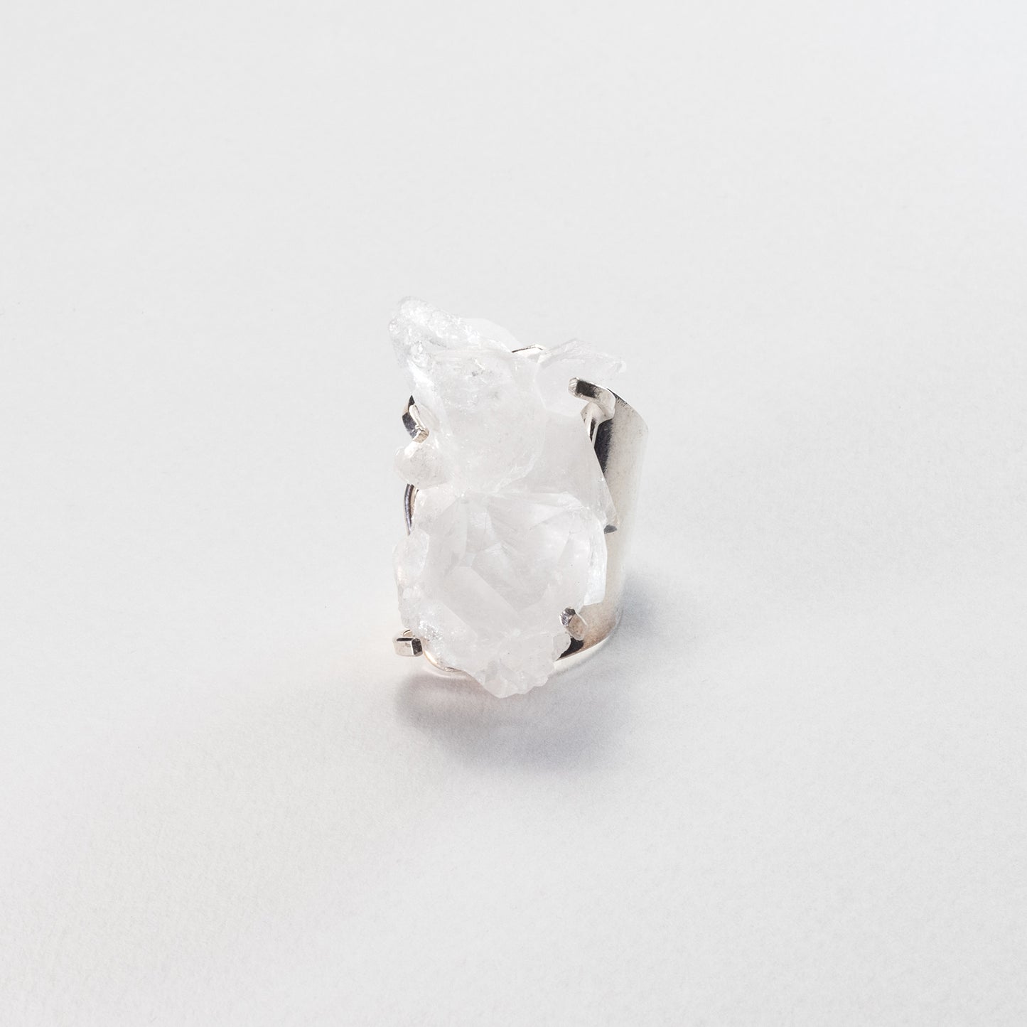 Bague en cristal de roche druzy en grappe