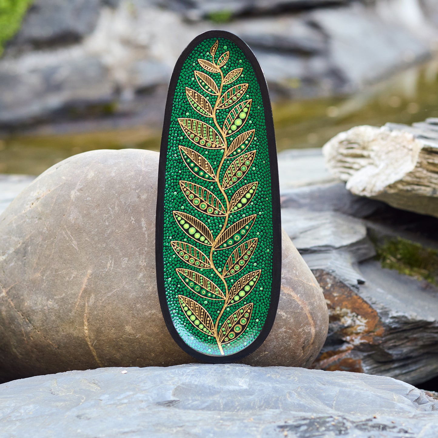Wooden plate 'Leaf'