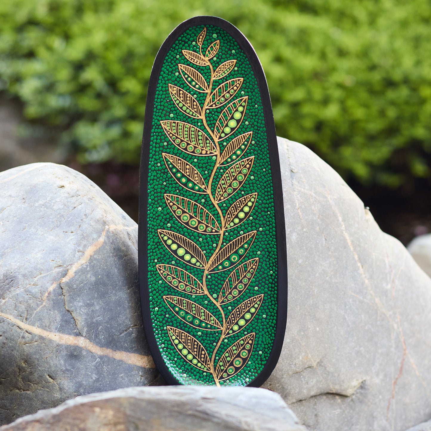 Wooden plate 'Leaf'
