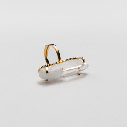 Bague avec pointe de quartz lémurien