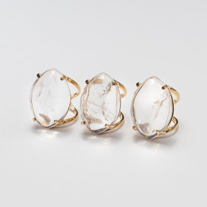 Bague en cristal de roche cabochon marquise