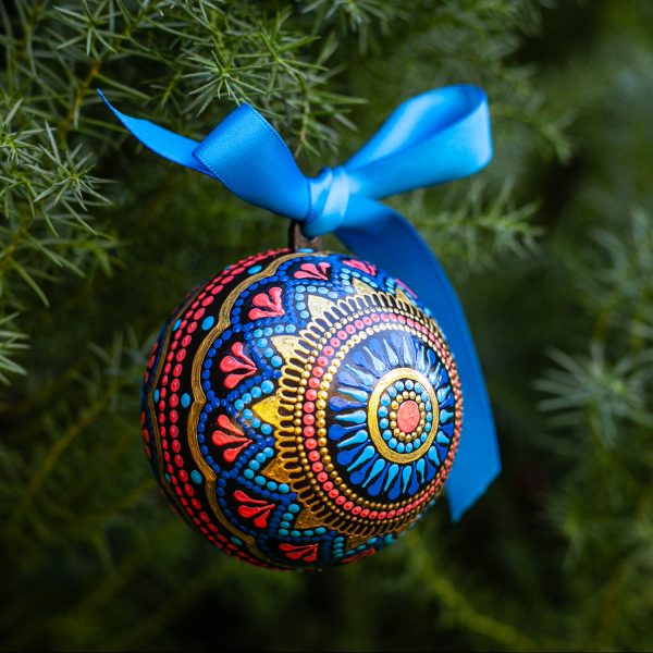 Blue-coral Christmas bauble